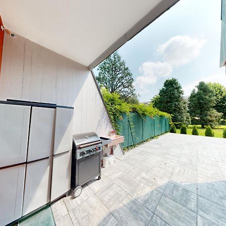 B&B Luxury House Rho Exteriör bild